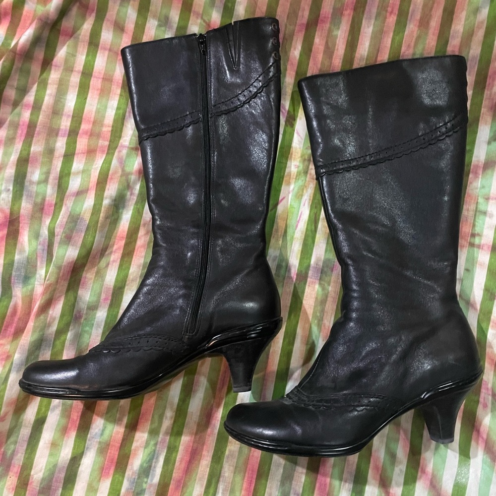 Elegant Black Leather Boots vintage from Sofft